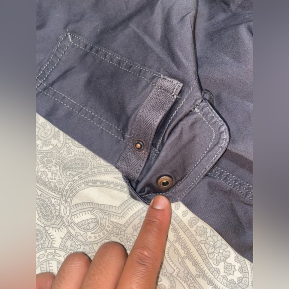 The North Face size 4 grey straight-leg cargo pants - Picture 4 of 8